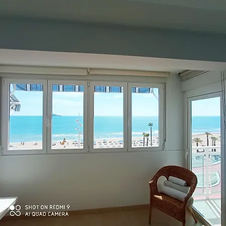 Espectacular Apartamento En 1ª Linea De Playa Benidorm Exterior photo